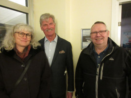 Petra och Håkan Rosén, SSY, tillsammans med Ralph Brodin, ordförande i Brynäs Företagarförening